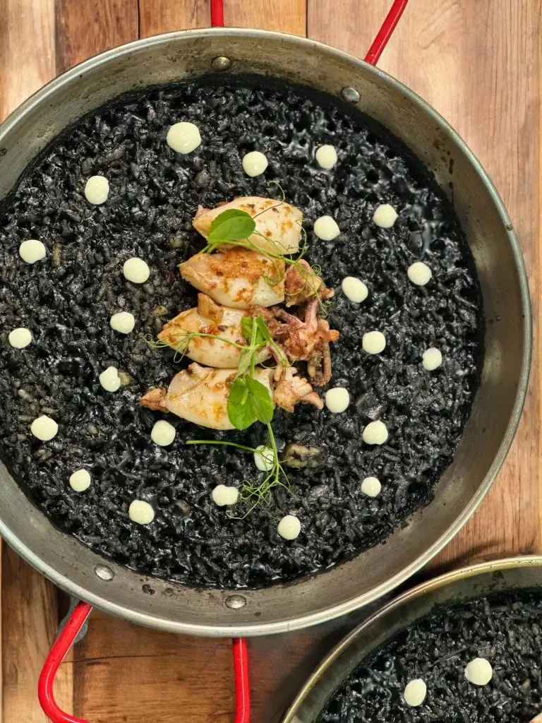 madriz-bistro-riz-noir